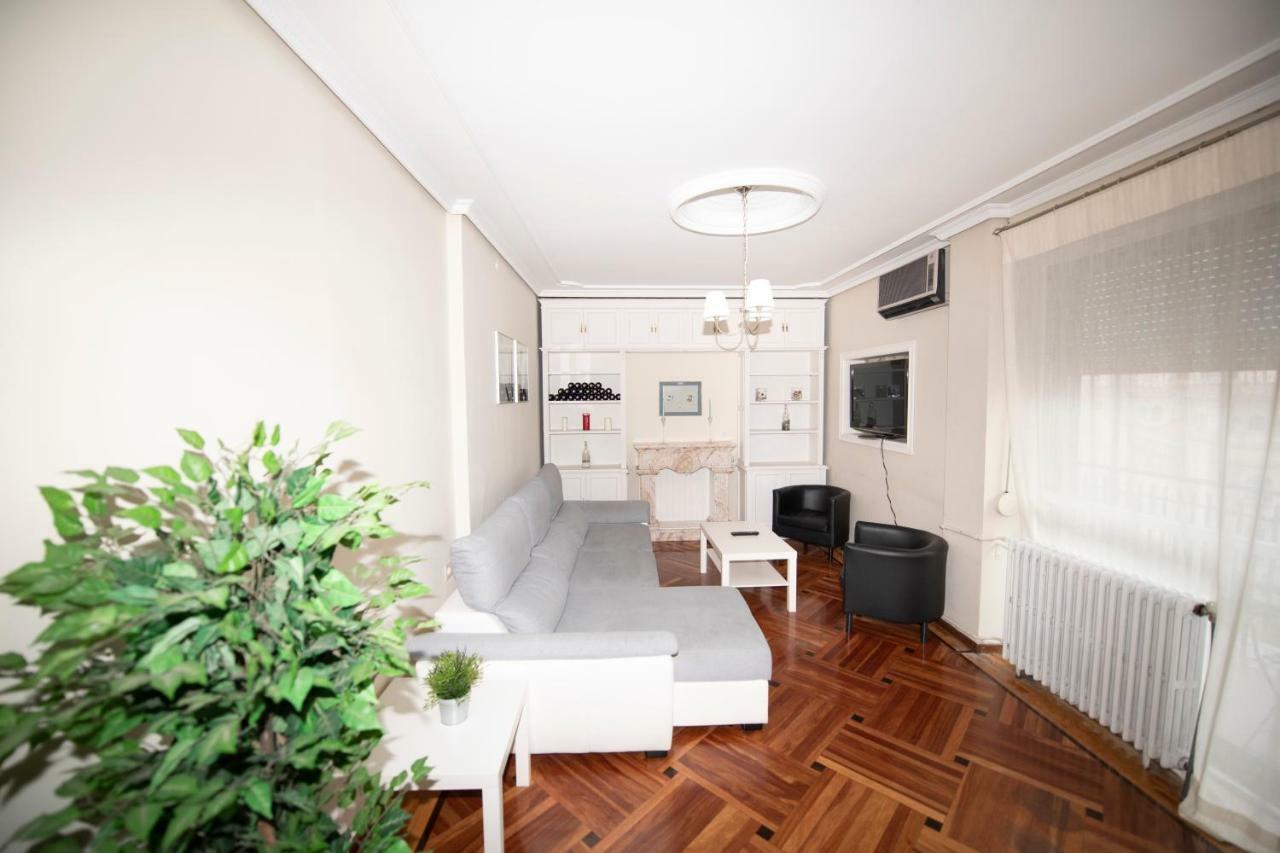 Apartmán Espacios Blanco Santiago - Con Parking. Valladolid Exteriér fotografie